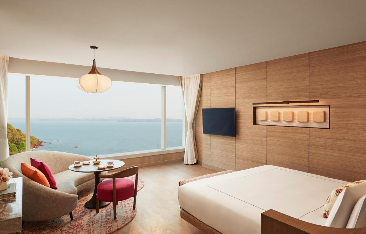 Taj Cidade De Goa Horizon, Goa パナジ エクステリア 写真 A room at the hotel