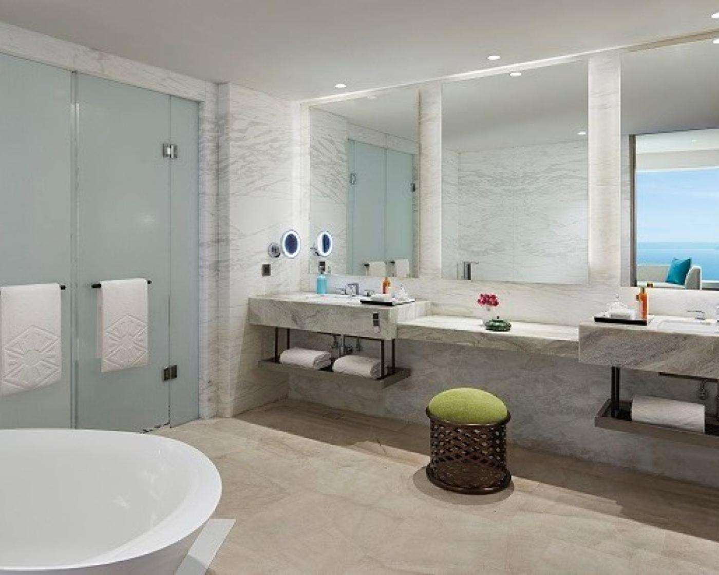 Taj Cidade De Goa Horizon, Goa パナジ エクステリア 写真 Bathroom